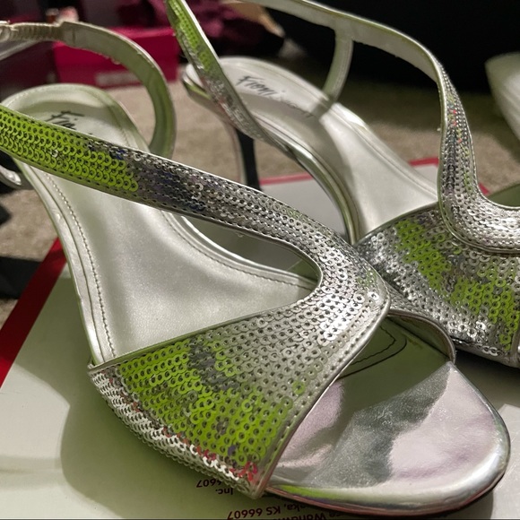 Gorgeous Silver Heels 🤍 - Picture 3 of 3